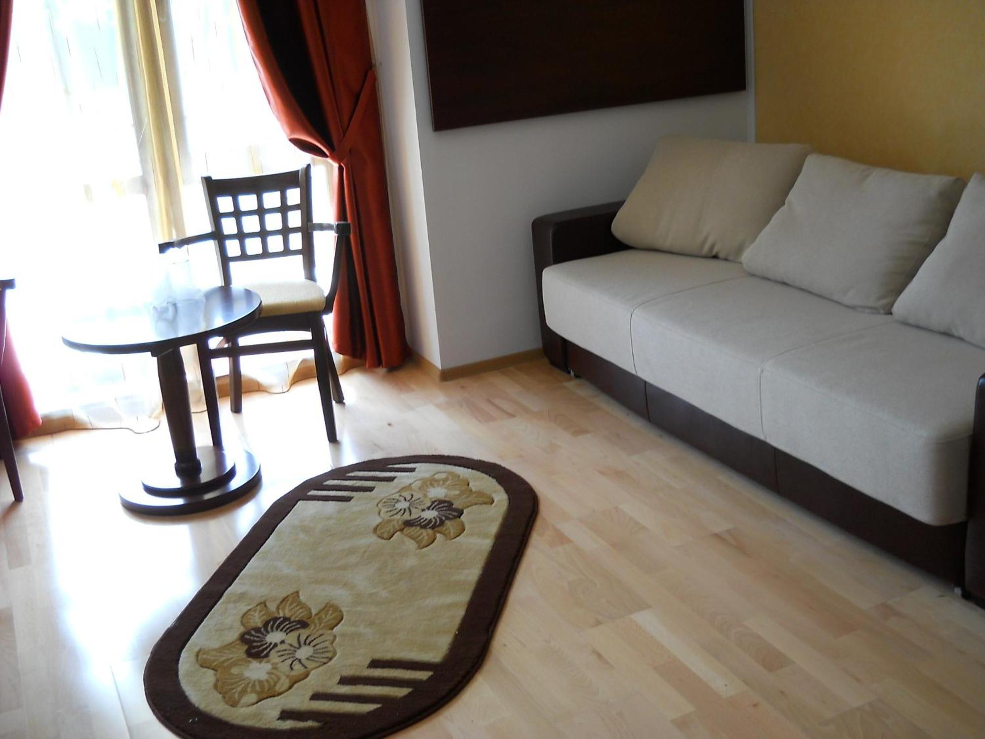 Hotel Valea Cu Pesti Căpăţîneni-Ungureni エクステリア 写真