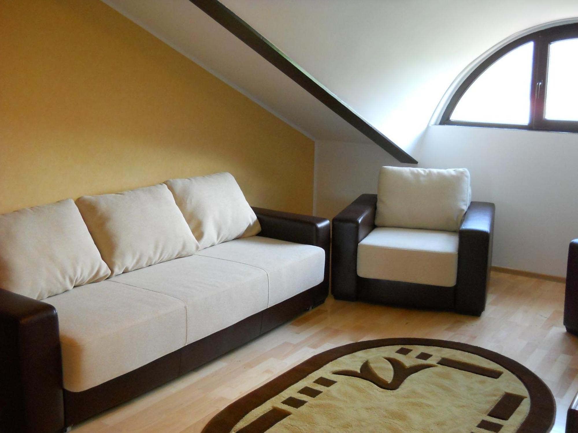 Hotel Valea Cu Pesti Căpăţîneni-Ungureni エクステリア 写真